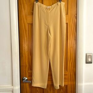 EUC Giorgio Armani Le Collezioni Women’s Dressy Pants Lemon Cream color size 10